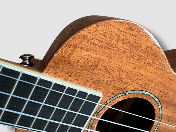 Sound Smith M26 Solid mahogany tenor ukulele