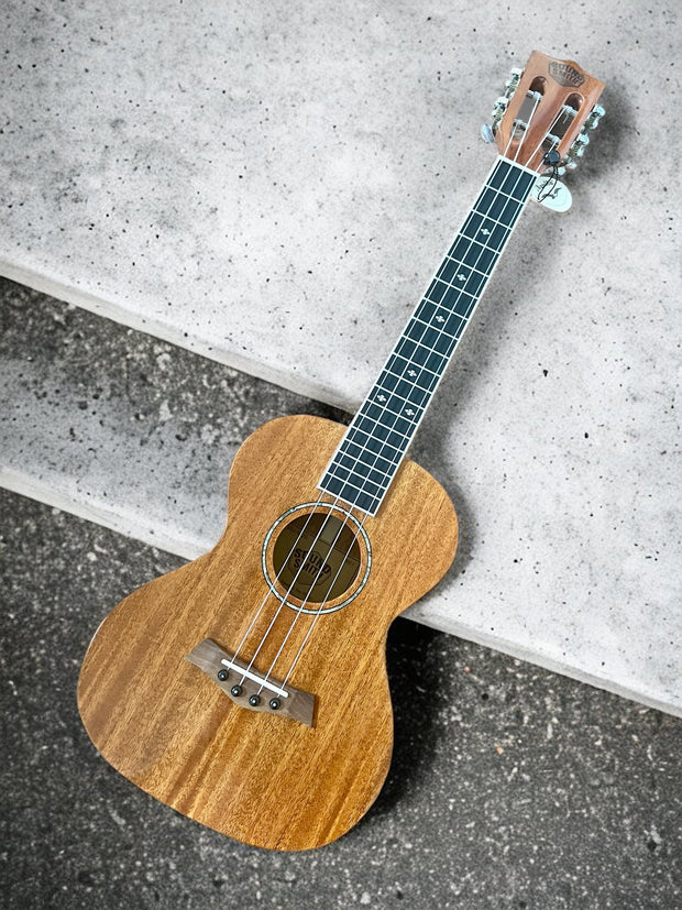 Uke of the Day! ❤️❤️❤️