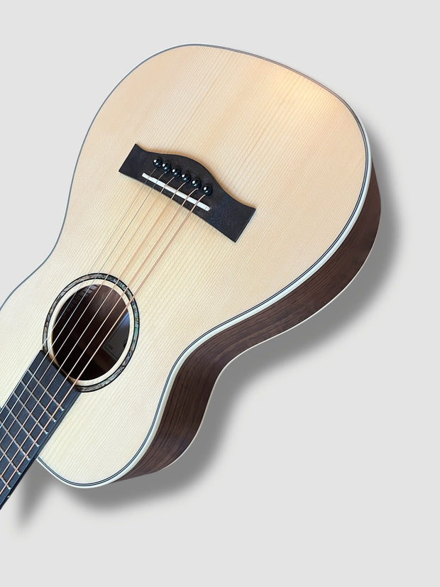Sound Smith steel String Guitalele