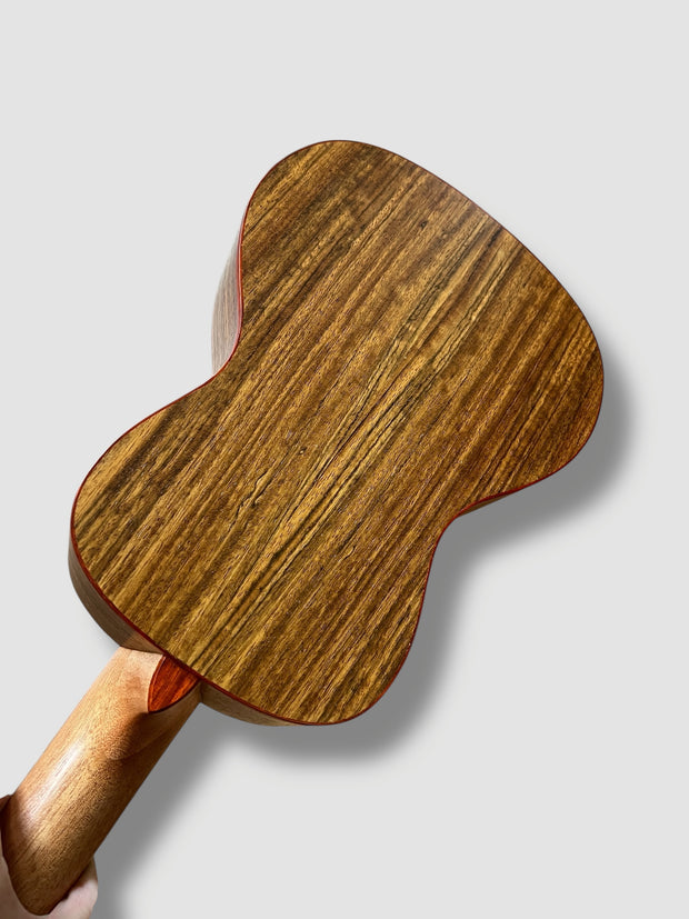 Sound Smith concert Sw-24 ukulele