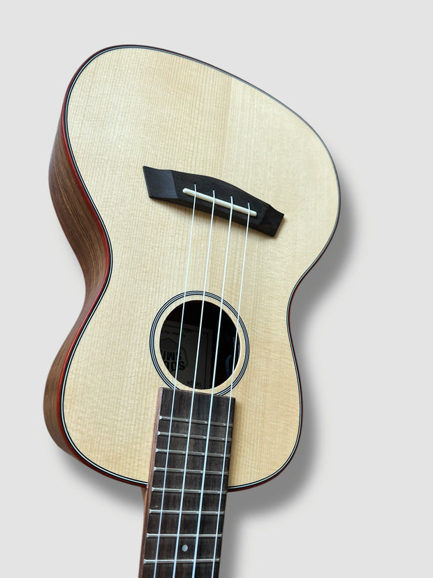 Sound Smith concert Sw-24 ukulele
