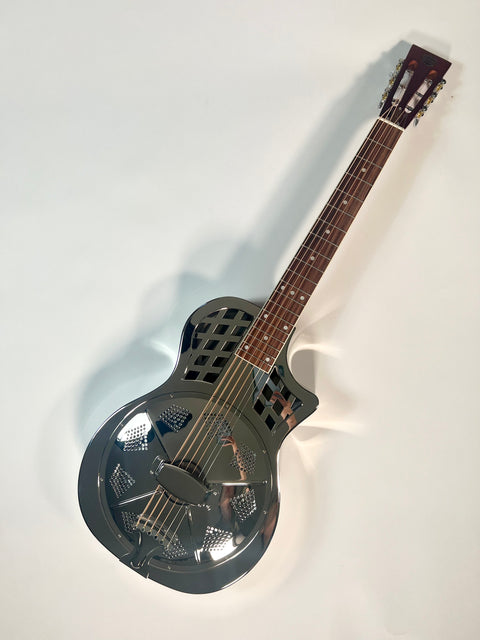 NOUVEAU! Sound Smith Parlor Resonator Cutaway - Finition Chrome - PRÉCOMMANDE (printemps 2024) 