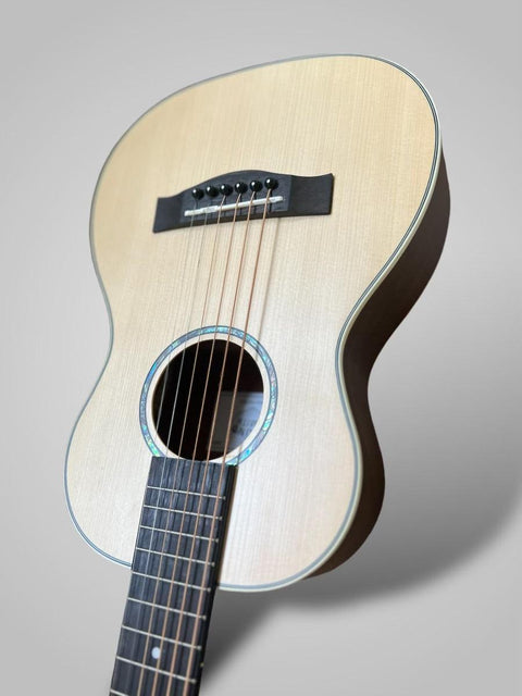Sound Smith Guitalele - Spruce/Ovangkol Guitalele 31" - SSG-3