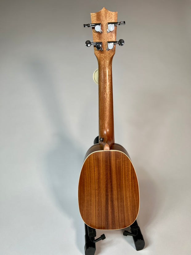 Sound Smith Pineapple Ukulele - long neck soprano