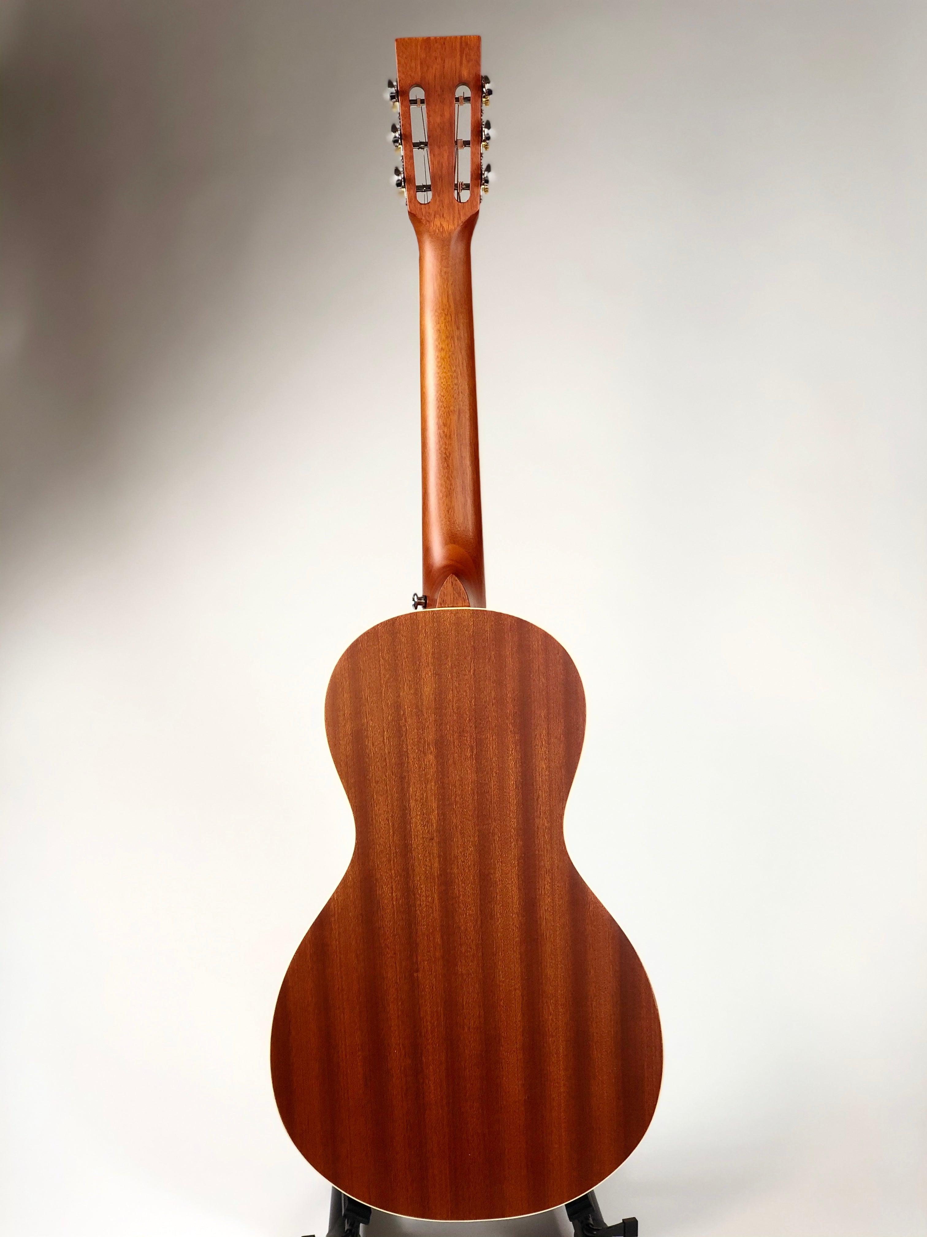 Resonator / Dobro Parlor Guitar Sound Smith - 12 fret to body