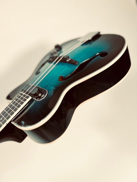 Sound Smith Electric Hollow Body Jazz Ukulele avec sol grave 